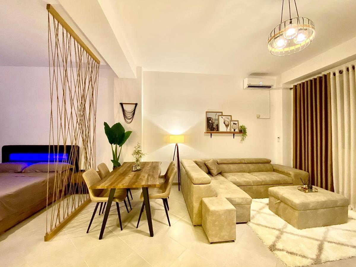 Azalea Studio Apartment In City Center Durrës Eksteriør billede